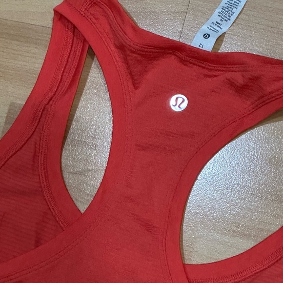 Brand New Lululemon Swiftly Tech RB Tank 2.0 - Picture 5 of 9